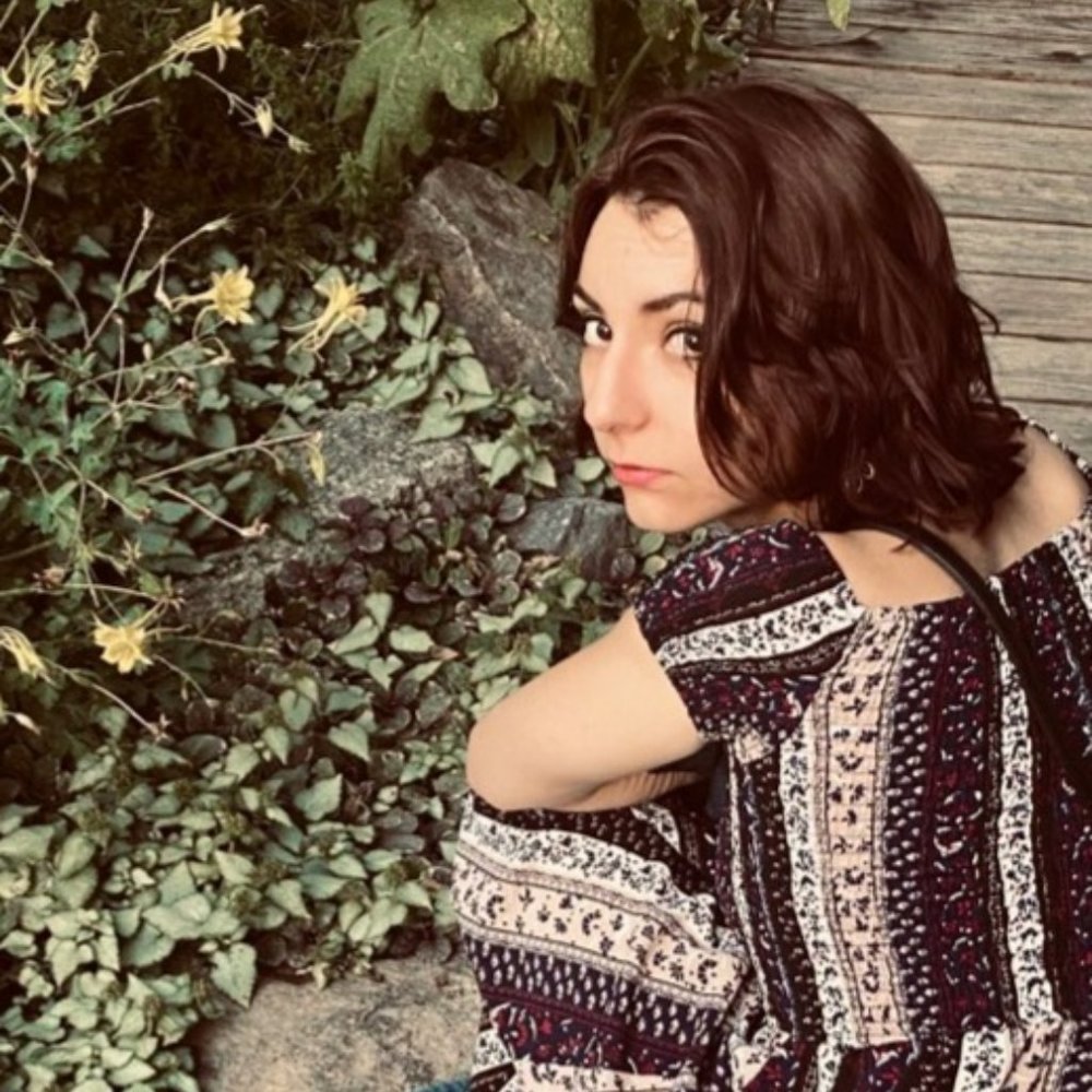 Meet your Posher, Raeanne - Picture 2 of 6